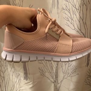 Pink sneakers (Ralph Lauren)